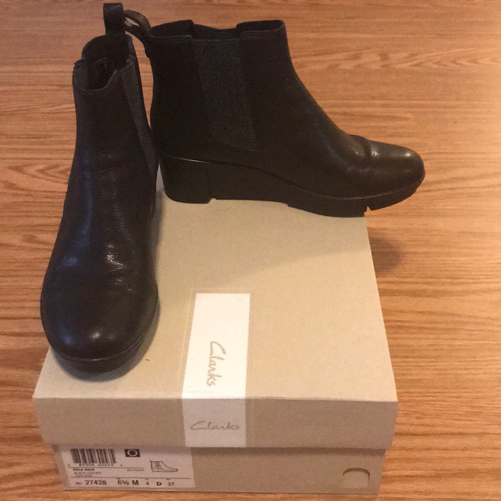 Clark Pola Rain wedge boot 6 1/2 NWOB
